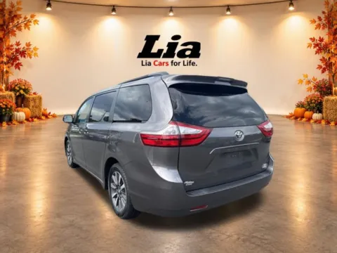 More photos of 2019 Toyota Sienna LE at Lia Toyota of Wilbraham, MA