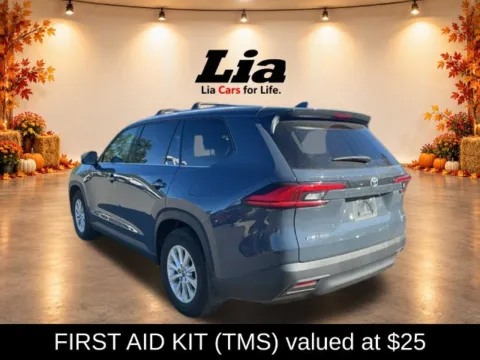 More photos of 2024 Toyota Grand Highlander Hybrid XLE at Lia Toyota of Wilbraham, MA