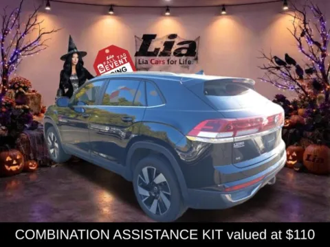 More photos of 2024 Volkswagen Atlas Cross Sport 2.0T SE w/Technology at Lia Toyota of Wilbraham, MA
