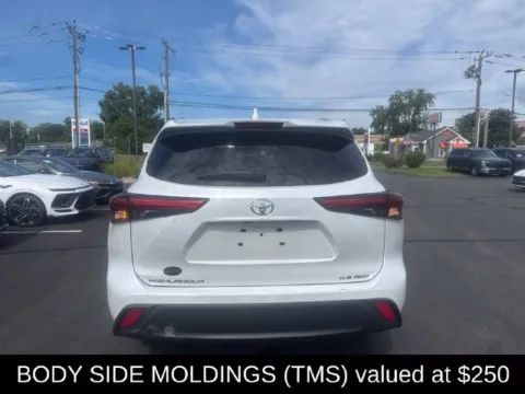 More photos of 2023 Toyota Highlander XLE at Lia Toyota of Wilbraham, MA