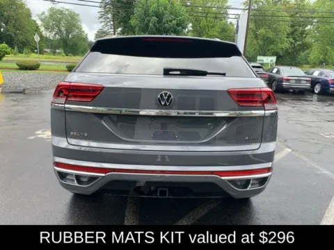 More photos of 2023 Volkswagen Atlas Cross Sport 3.6L V6 SEL Premium R-Line at Lia Volkswagen, CT