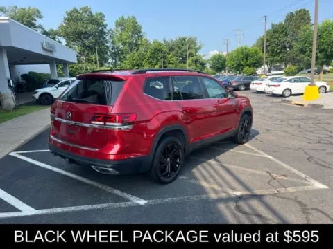 Another view of 2023 Volkswagen Atlas 3.6L V6 SE w/Technology for sale in Enfield, CT at Lia Volkswagen