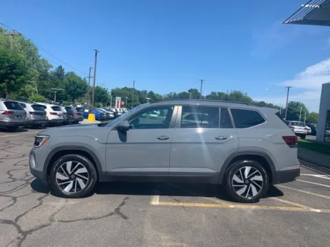 Photos of 2026 Volkswagen Atlas 2.0T SE w/Technology for sale in Enfield, CT at Lia Volkswagen