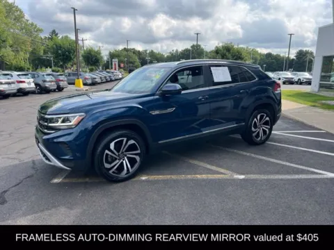 Photos of 2023 Volkswagen Atlas Cross Sport 3.6L V6 SEL for sale in Enfield, CT at Lia Volkswagen
