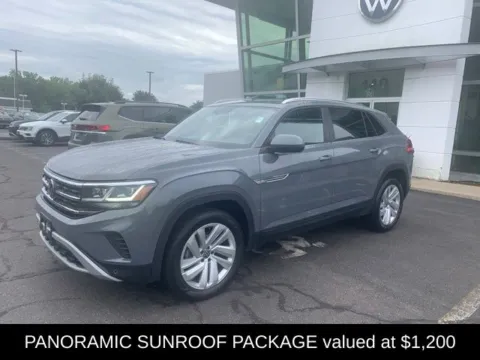 Photos of 2023 Volkswagen Atlas Cross Sport 3.6L V6 SE w/Technology for sale in Enfield, CT at Lia Volkswagen
