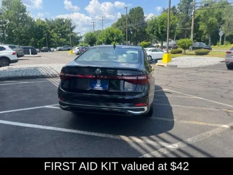More photos of 2025 Volkswagen Jetta 1.5T SEL at Lia Volkswagen, CT