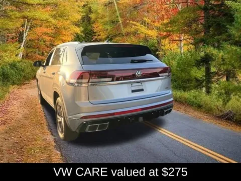 More photos of 2024 Volkswagen Atlas Cross Sport 2.0T SEL R-Line at Lia Volkswagen, CT