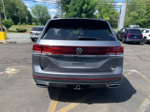 More photos of 2025 Volkswagen Atlas 2.0T SE w/Technology at Lia Volkswagen, CT