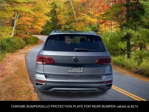 More photos of 2023 Volkswagen Taos 1.5T SEL at Lia Volkswagen, CT
