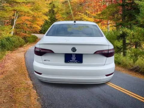 More photos of 2020 Volkswagen Jetta 1.4T SE at Lia Volkswagen, CT