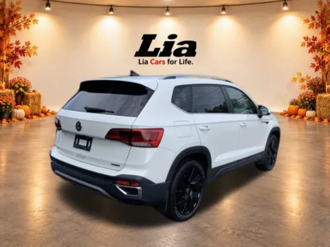 More photos of 2024 Volkswagen Taos 1.5T SEL at Lia Volkswagen, CT