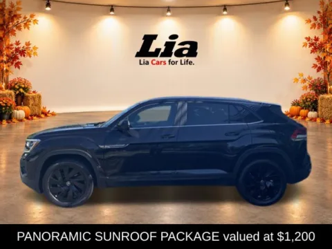 Photos of 2024 Volkswagen Atlas Cross Sport 2.0T SE w/Technology for sale in Enfield, CT at Lia Volkswagen