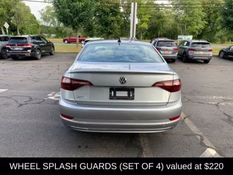 More photos of 2020 Volkswagen Jetta 1.4T SE at Lia Volkswagen, CT