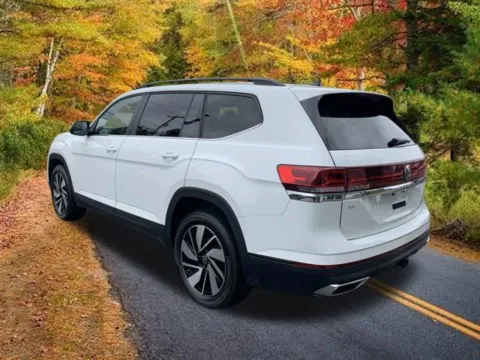 Another view of 2024 Volkswagen Atlas 2.0T SE w/Technology for sale in Enfield, CT at Lia Volkswagen