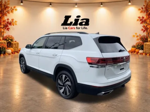 More photos of 2024 Volkswagen Atlas 2.0T SE w/Technology at Lia Volkswagen, CT
