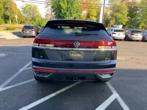 More photos of 2025 Volkswagen Atlas Cross Sport 2.0T SE w/Technology at Lia Volkswagen, CT