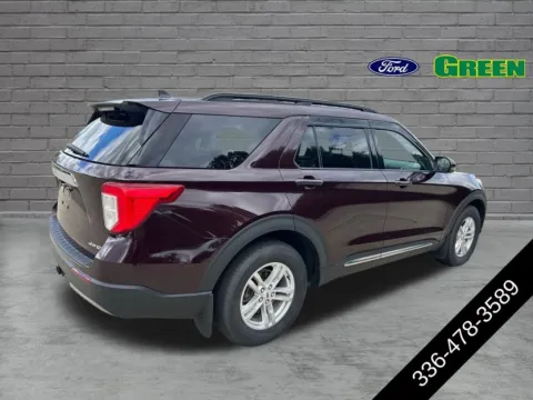 More photos of 2023 Ford Explorer XLT at Green Ford, NC