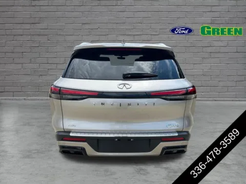 More photos of 2023 INFINITI QX60 LUXE at Green Ford, NC