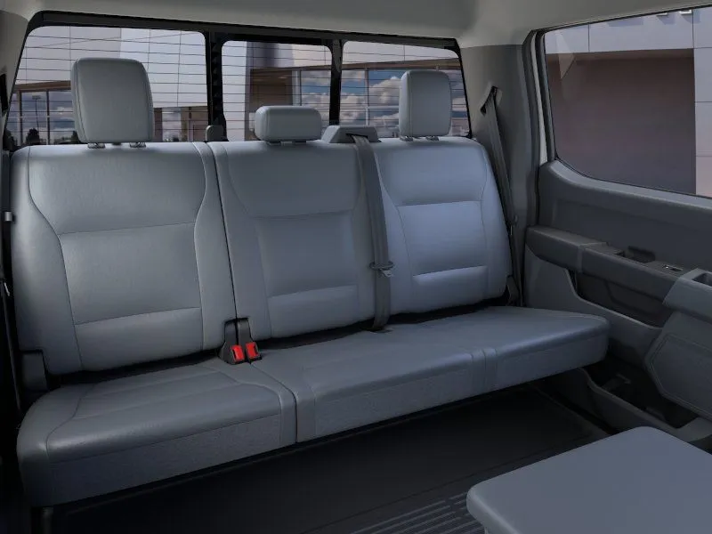 2025 Ford F-450 Super Duty Chassis Cab XL - Photo 11