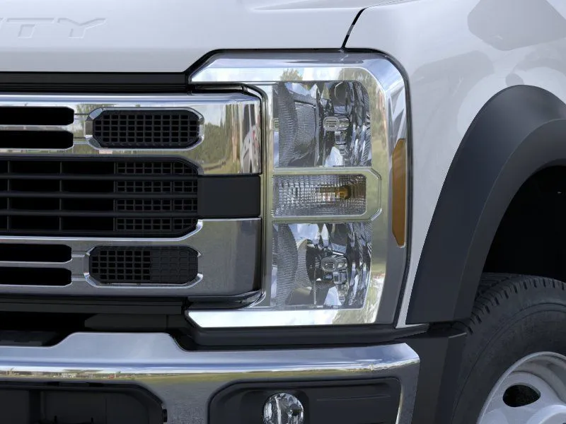 2025 Ford F-450 Super Duty Chassis Cab XL - Photo 18
