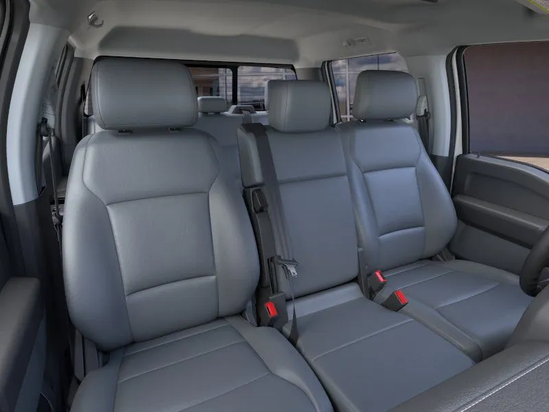 2025 Ford F-450 Super Duty Chassis Cab XL - Photo 10