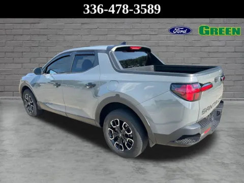 More photos of 2022 Hyundai Santa Cruz SEL at Green Ford, NC