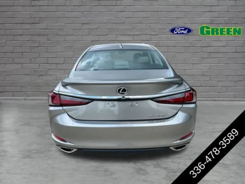More photos of 2021 Lexus ES 350 at Green Ford, NC