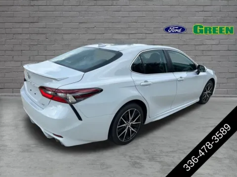 More photos of 2024 Toyota Camry SE at Green Ford, NC