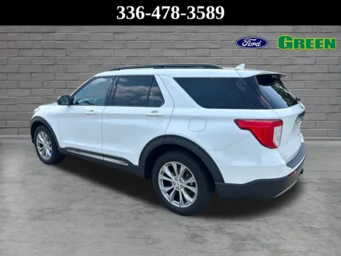 More photos of 2023 Ford Explorer XLT at Green Ford, NC