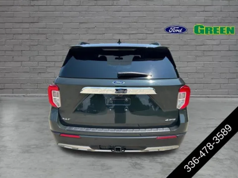 More photos of 2023 Ford Explorer XLT at Green Ford, NC
