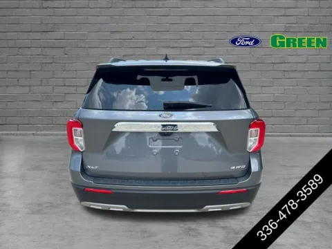 More photos of 2022 Ford Explorer XLT at Green Ford, NC