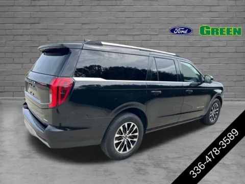 More photos of 2025 Ford Expedition Max Platinum at Green Ford, NC