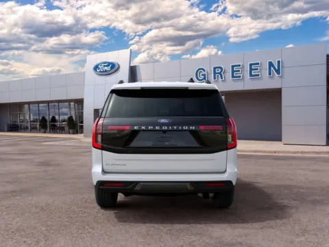 More photos of 2027 Ford Expedition Platinum at Green Ford, NC