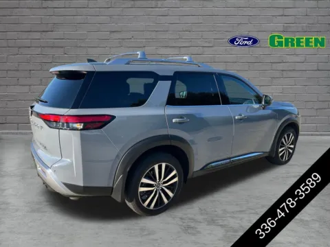 More photos of 2025 Nissan Pathfinder Platinum at Green Ford, NC
