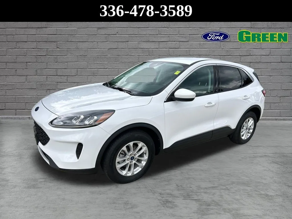 White 2021 Ford Escape Hybrid SE for sale in Greensboro, NC