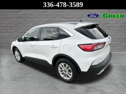 More photos of 2021 Ford Escape Hybrid SE at Green Ford, NC