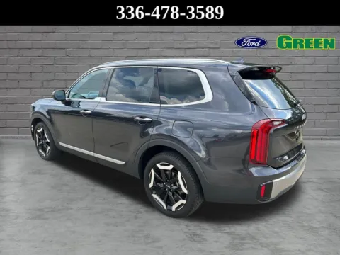 More photos of 2025 Kia Telluride S at Green Ford, NC