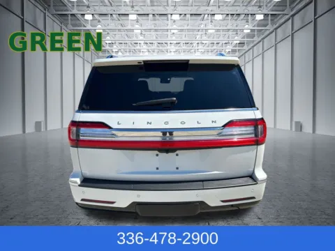 More photos of 2021 Lincoln Navigator Reserve at Green Ford, NC