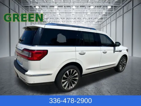 More photos of 2021 Lincoln Navigator Reserve at Green Ford, NC