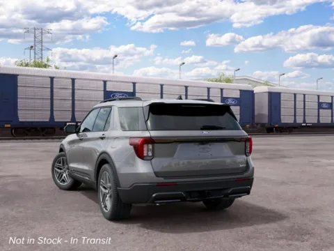 More photos of 2027 Ford Explorer ST-Line at Green Ford, NC
