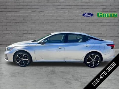 Another view of 2025 Nissan Altima 2.5 SR for sale in Greensboro, NC at Green Ford