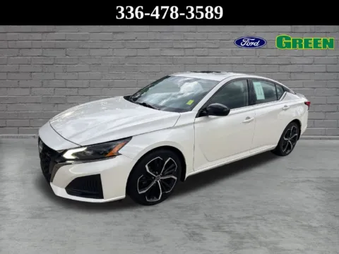 Another view of 2023 Nissan Altima 2.5 SR for sale in Greensboro, NC at Green Ford