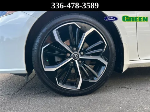 More photos of 2023 Nissan Altima 2.5 SR at Green Ford, NC