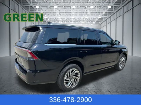 More photos of 2025 Lincoln Navigator Reserve at Green Ford, NC