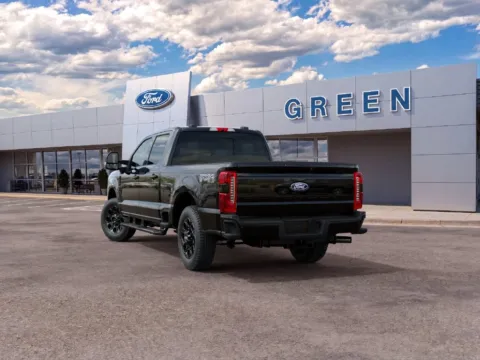More photos of 2027 Ford F-250SD XLT at Green Ford, NC
