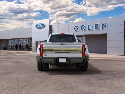 More photos of 2027 Ford F-350SD King Ranch at Green Ford, NC
