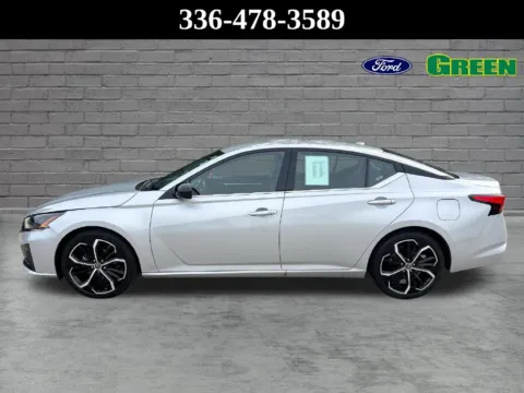 Another view of 2025 Nissan Altima 2.5 SR for sale in Greensboro, NC at Green Ford