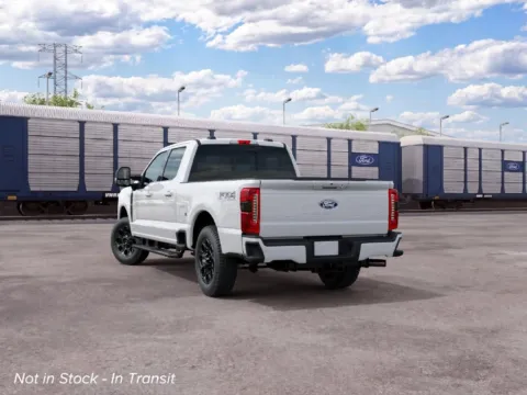 More photos of 2027 Ford F-350SD Lariat at Green Ford, NC