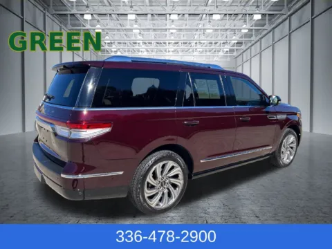 More photos of 2023 Lincoln Navigator Reserve at Green Ford, NC