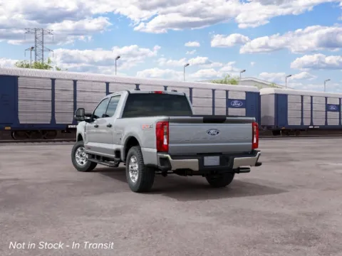 More photos of 2027 Ford F-250SD XLT at Green Ford, NC